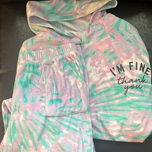 Adorable girls sleepwear